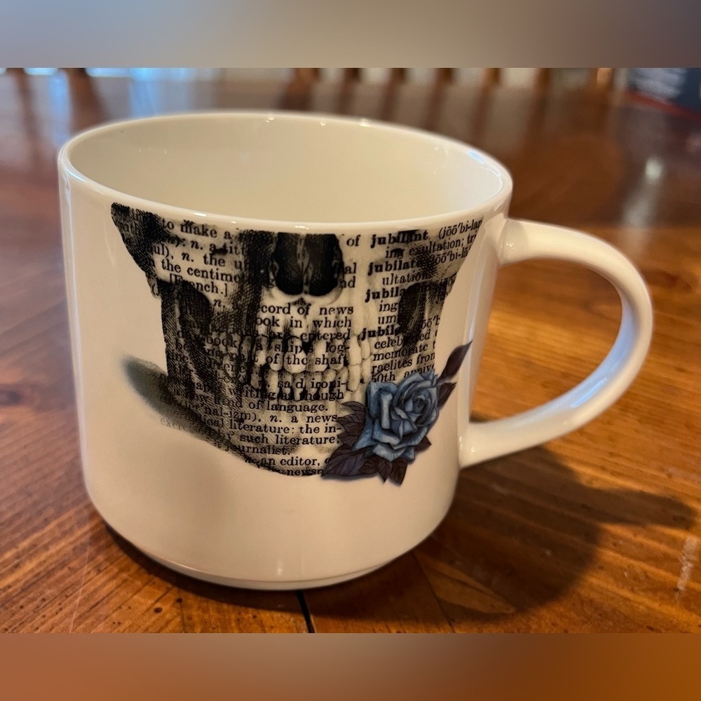 Godinger Gatherings Set of 2 Skulls & Roses Coffee Mugs Whimsigoth Witchy - Picture 4 of 9